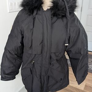 Women's Black Fur-Trimmed Ski Jacket